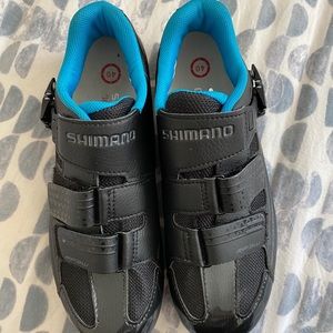 Cycle/Spin Shoes Shimano size 40-7.5-8 womens shoe